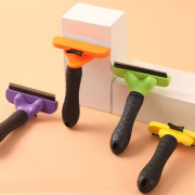 Χτένα βουρτσίσματος & απολέπισης κατοικιδίων – 550883